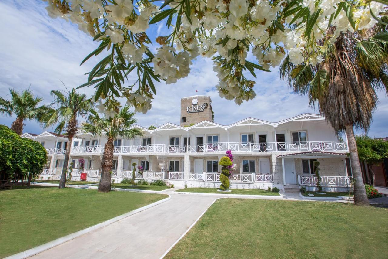Risus Beach Resort Hotel Kuşadası Exterior photo