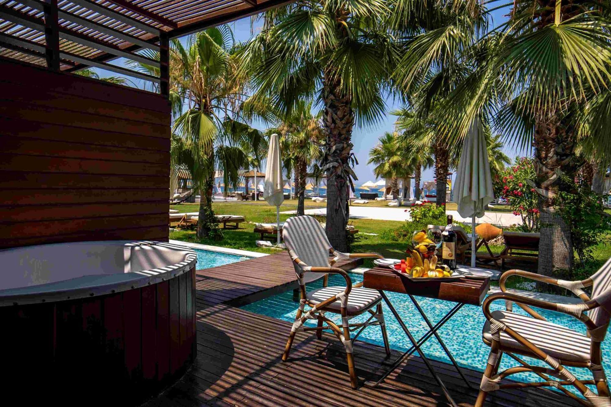 Risus Beach Resort Hotel Kuşadası Exterior photo