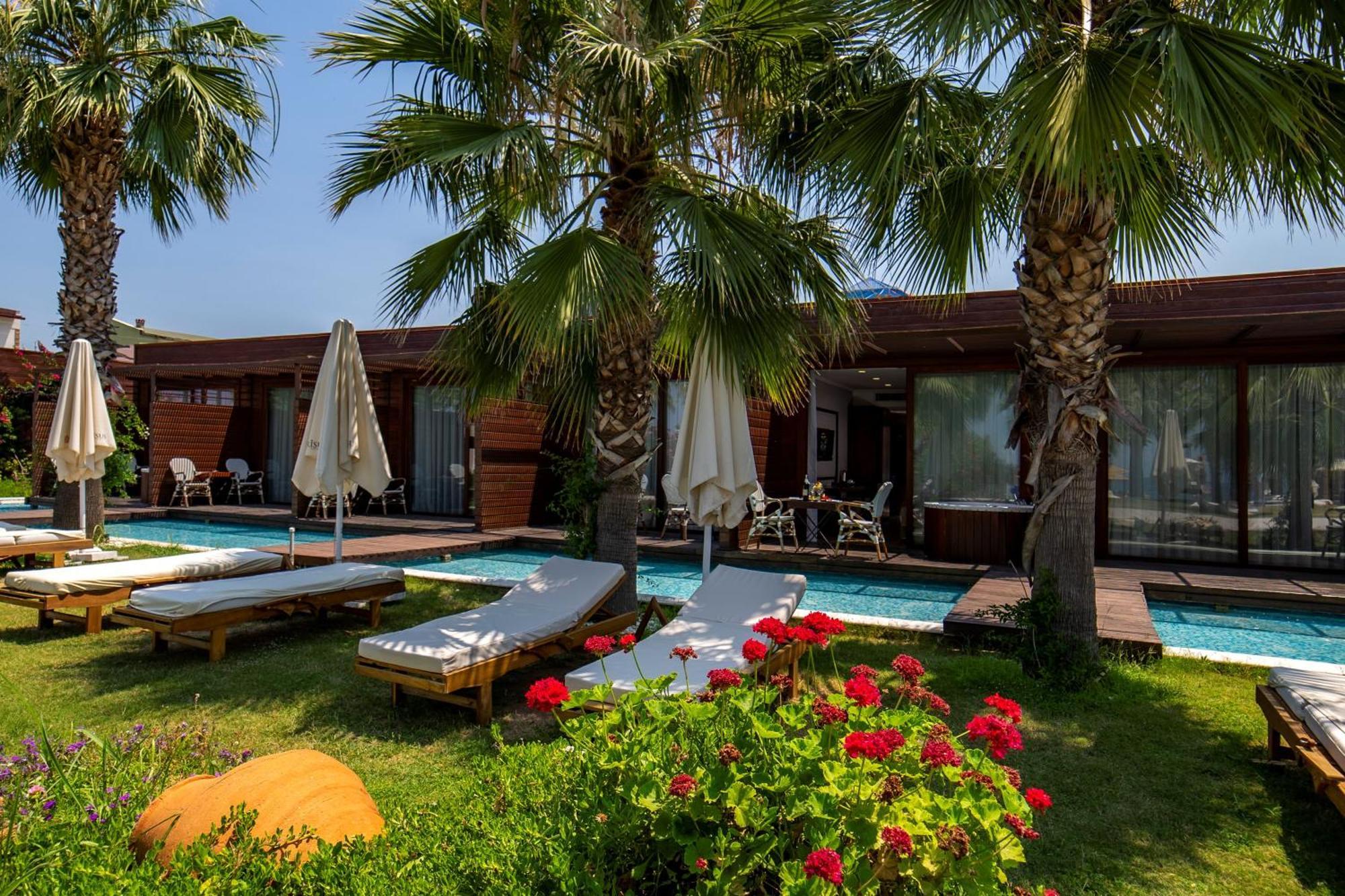 Risus Beach Resort Hotel Kuşadası Exterior photo