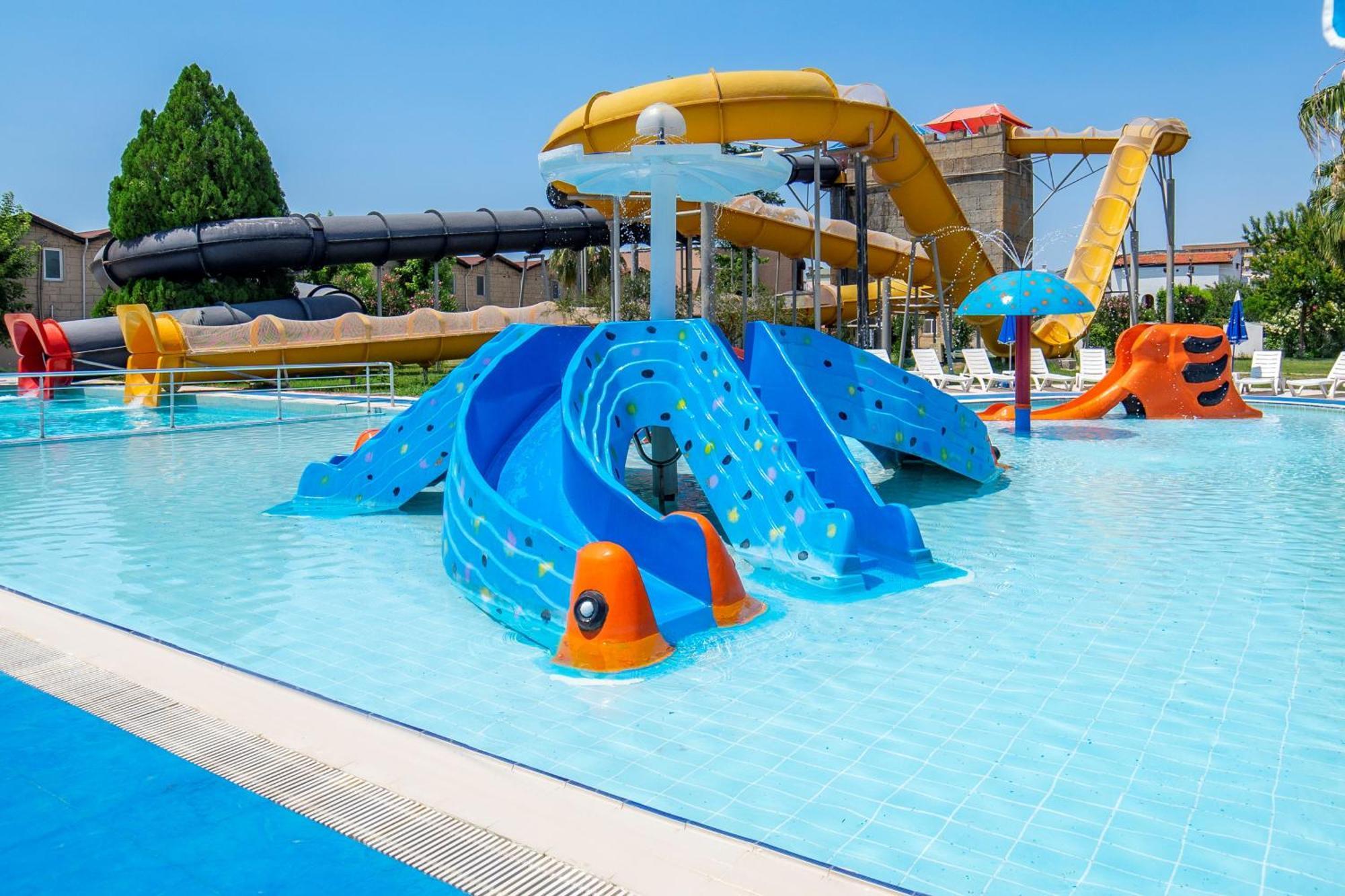Risus Beach Resort Hotel Kuşadası Exterior photo