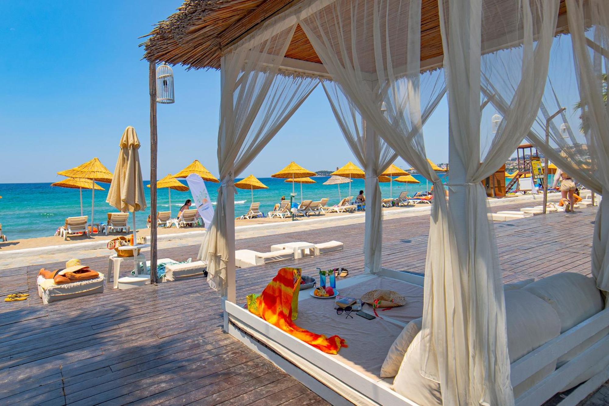 Risus Beach Resort Hotel Kuşadası Exterior photo
