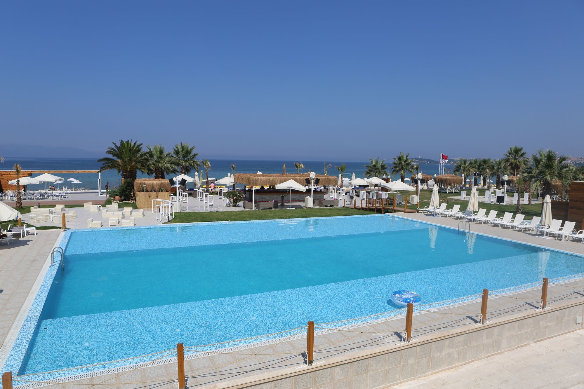 Risus Beach Resort Hotel Kuşadası Exterior photo